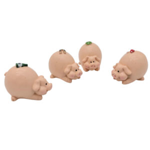 dickes Schweinchen mit Glücksbringern sort.