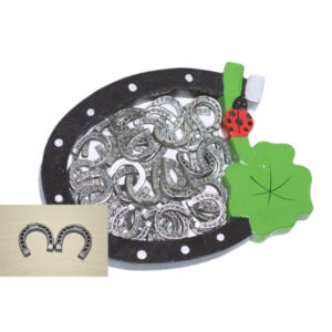 Box mit Metallhufeisen zinnfärbig (80043)