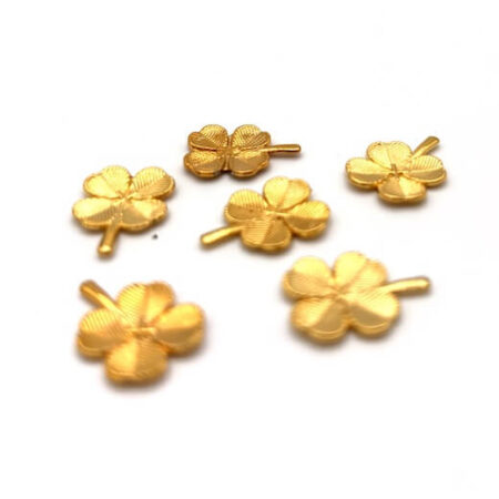 Goldene Kleeblätter